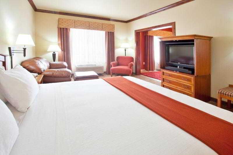 Holiday Inn Express Hotel & Suites Cedar City, An Ihg Hotel Екстер'єр фото