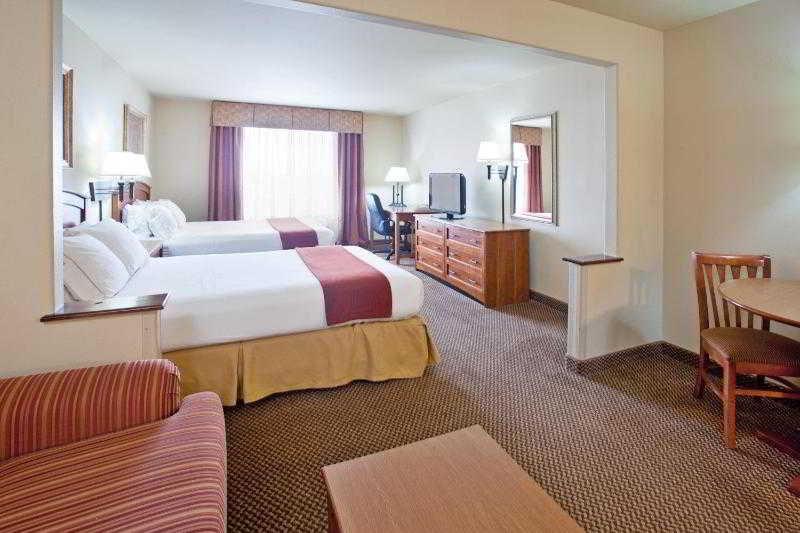 Holiday Inn Express Hotel & Suites Cedar City, An Ihg Hotel Екстер'єр фото